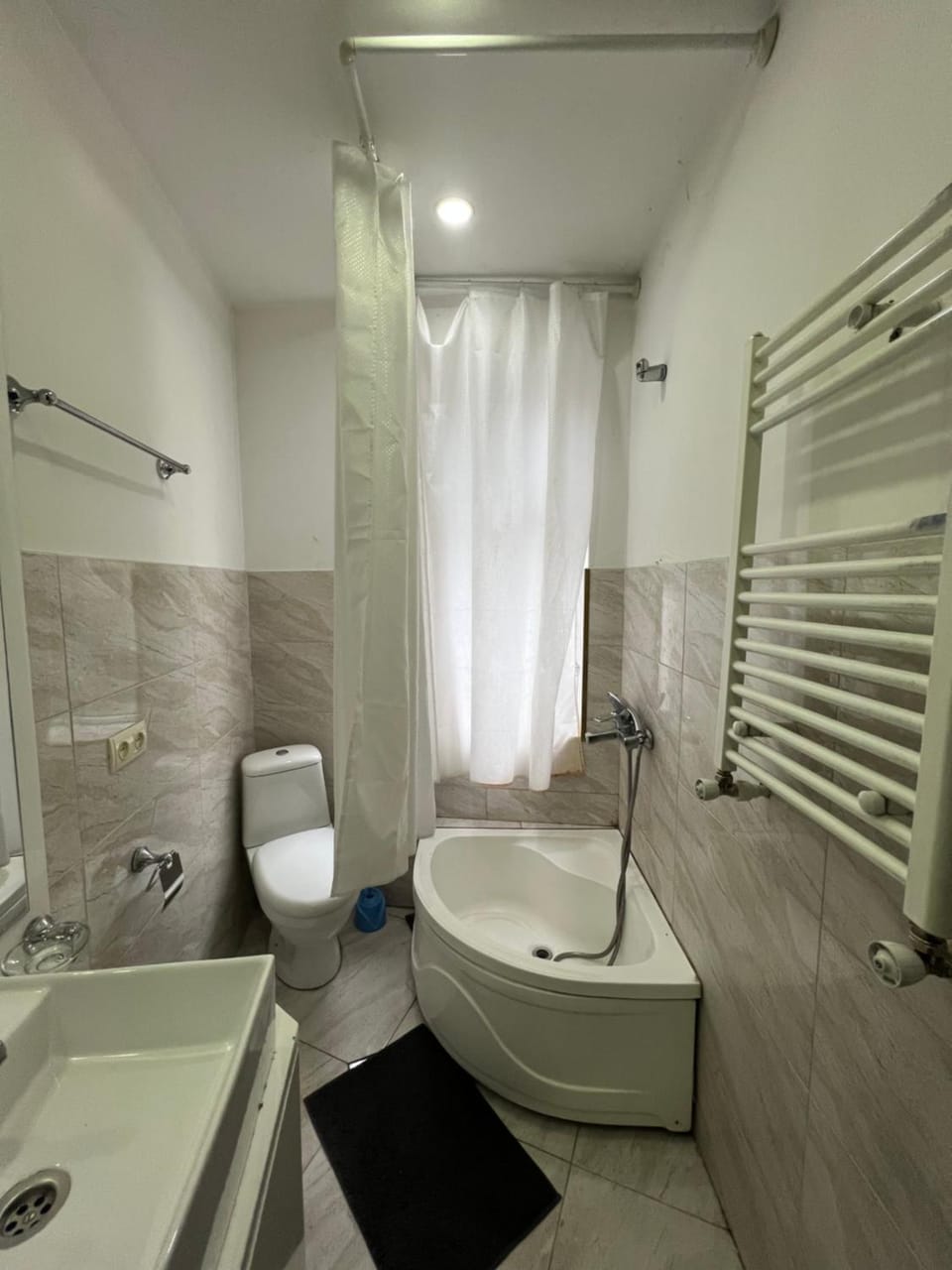 Toilet, Bath