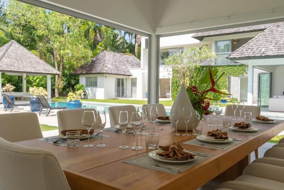 Top Pool Villa Layan Estate Laguna Bangtao House in Choeng Thale