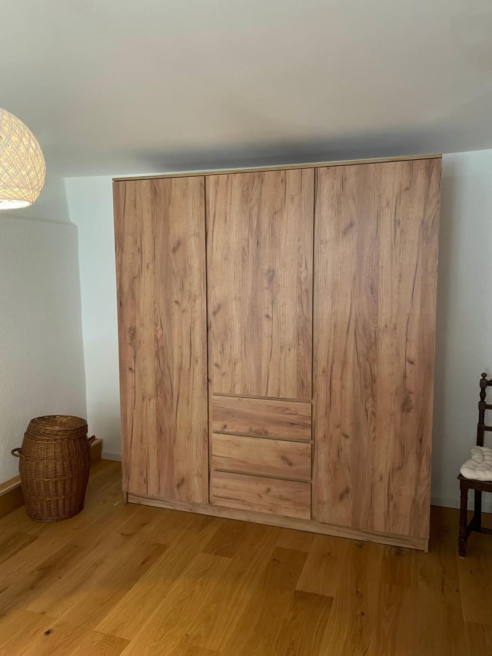 wardrobe
