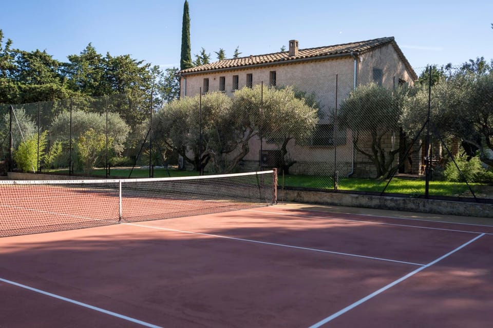 Tennis court