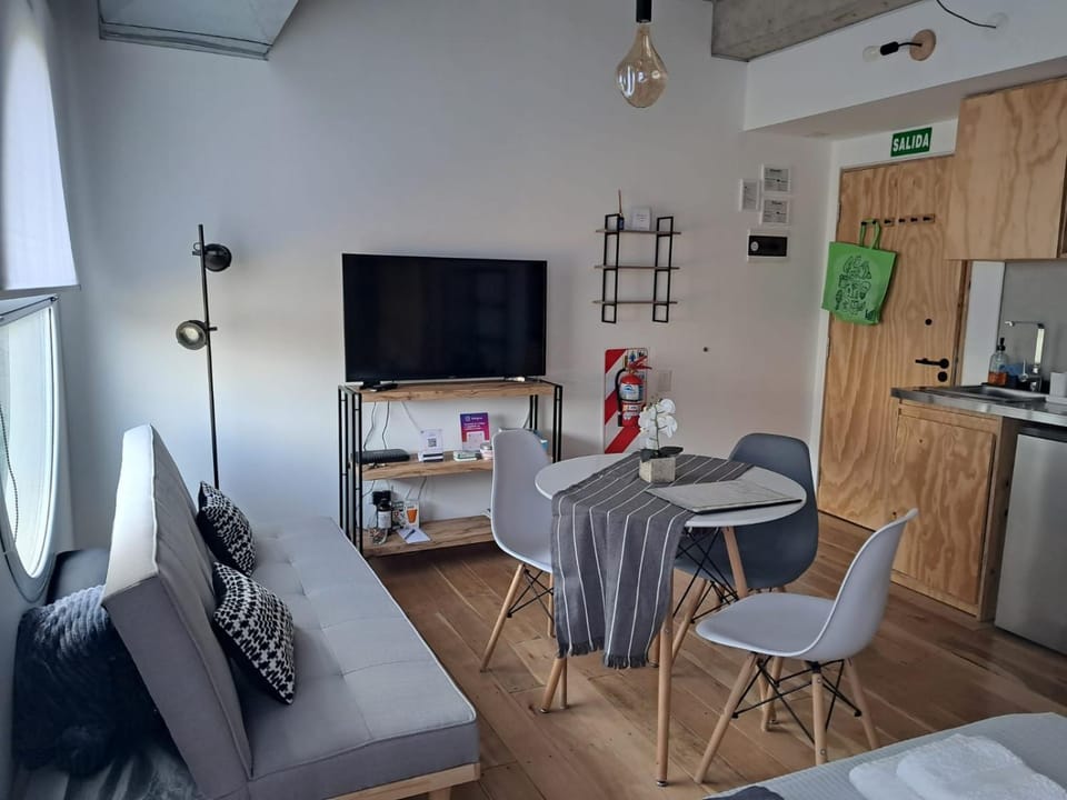 Communal lounge/ TV room, Dining area