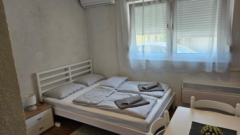 Apartman MIX3 Zagreb - Maksimir, KBC Rebro Apartment in City of Zagreb