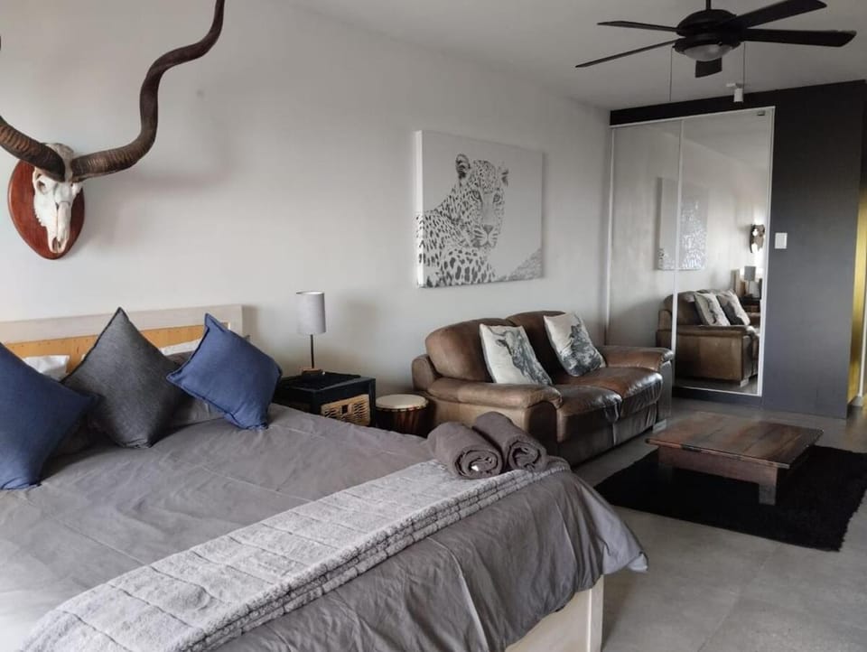 African surf explosion! tasteful upmarket unit Apartment in KwaZulu-Natal