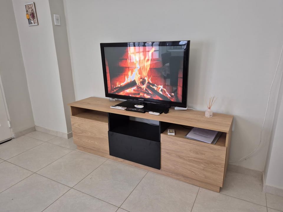 TV and multimedia, Dining area