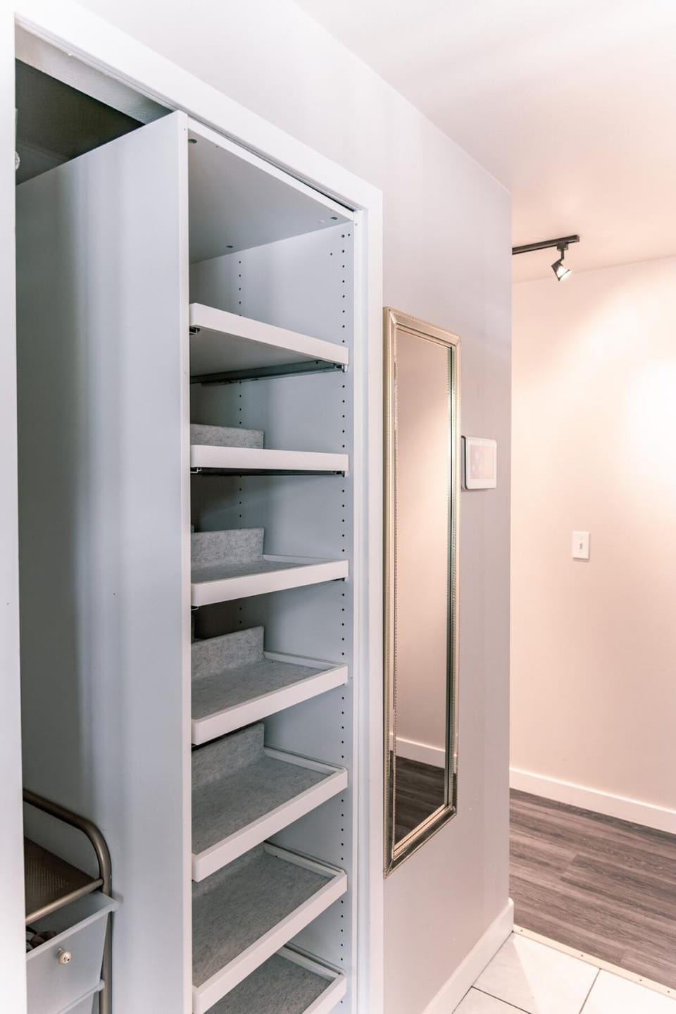 4-bedroom Burlington with AC & Wifi House in Washington