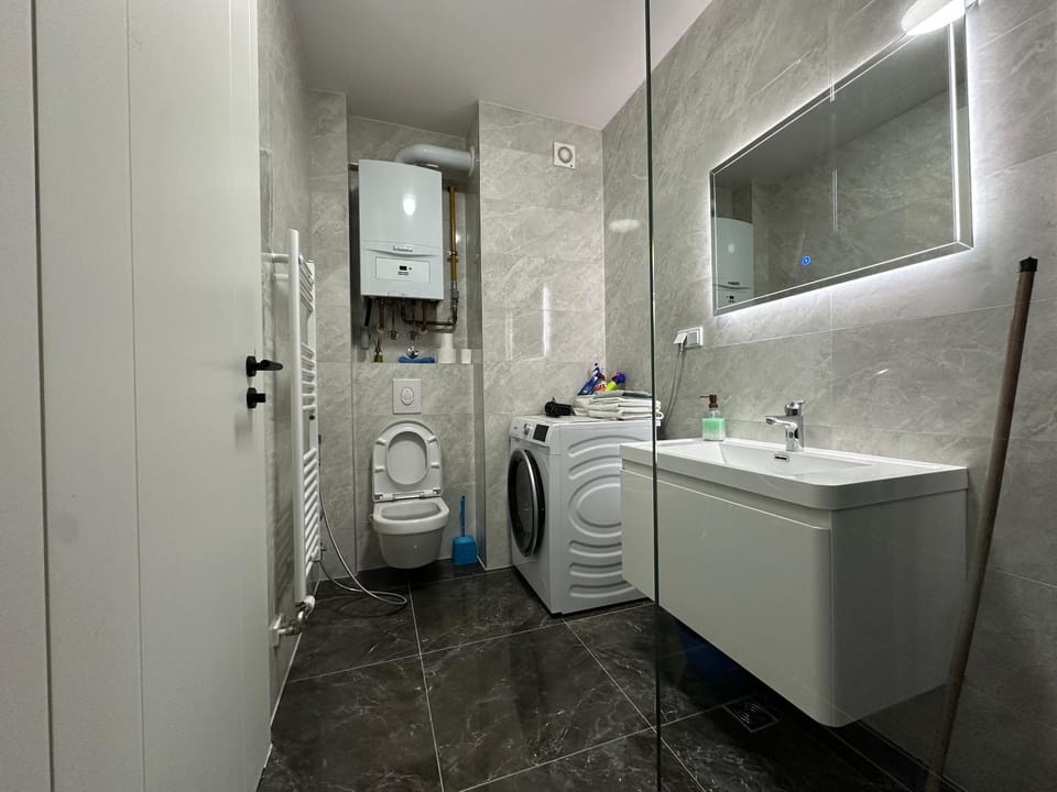 Shower, Toilet, bidet, washing machine