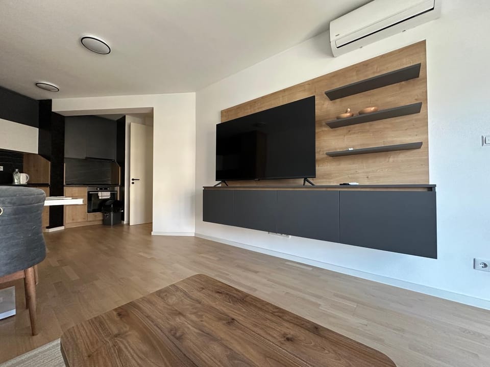TV and multimedia, Living room
