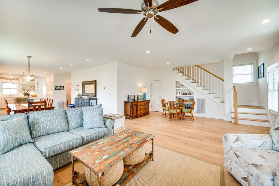 Walk to Beach & Central Park: Home in Cape Charles House in Cape Charles