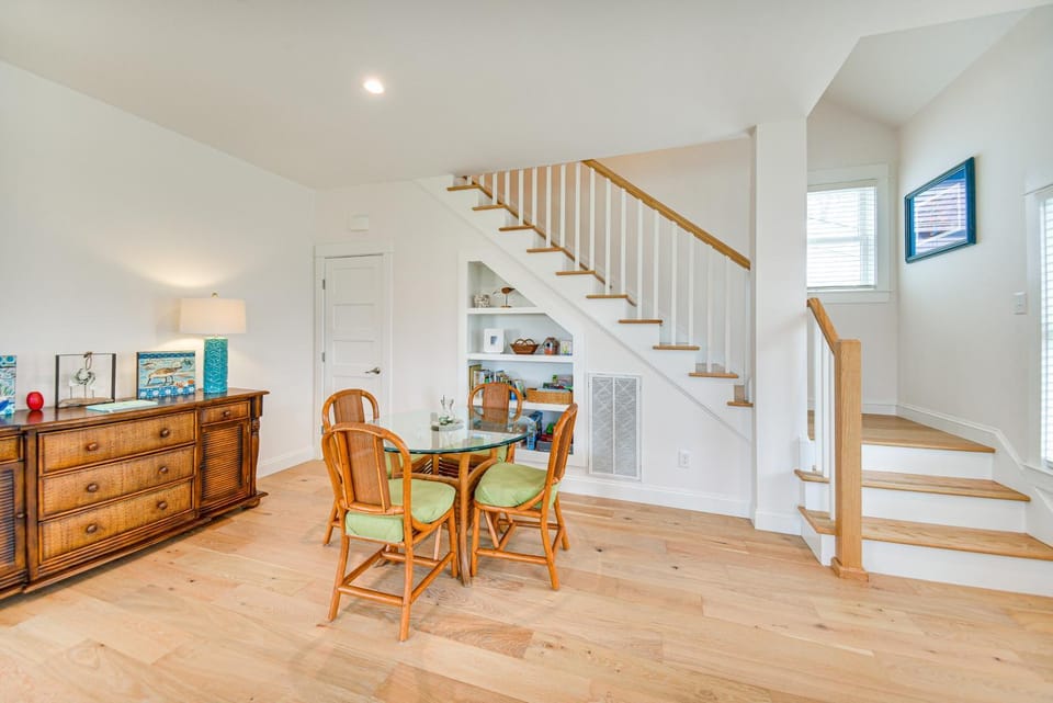 Walk to Beach & Central Park: Home in Cape Charles House in Cape Charles