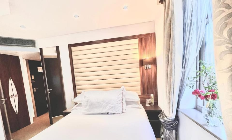 Bliss Central Boutique Room with Air Con 202 Apartment in City of Westminster