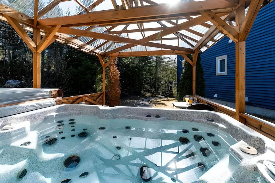Garden, Garden, Hot Tub, Garden view, Garden view