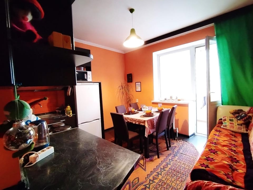 Яркие-уютные апартаменты Apartment in Kazakhstan