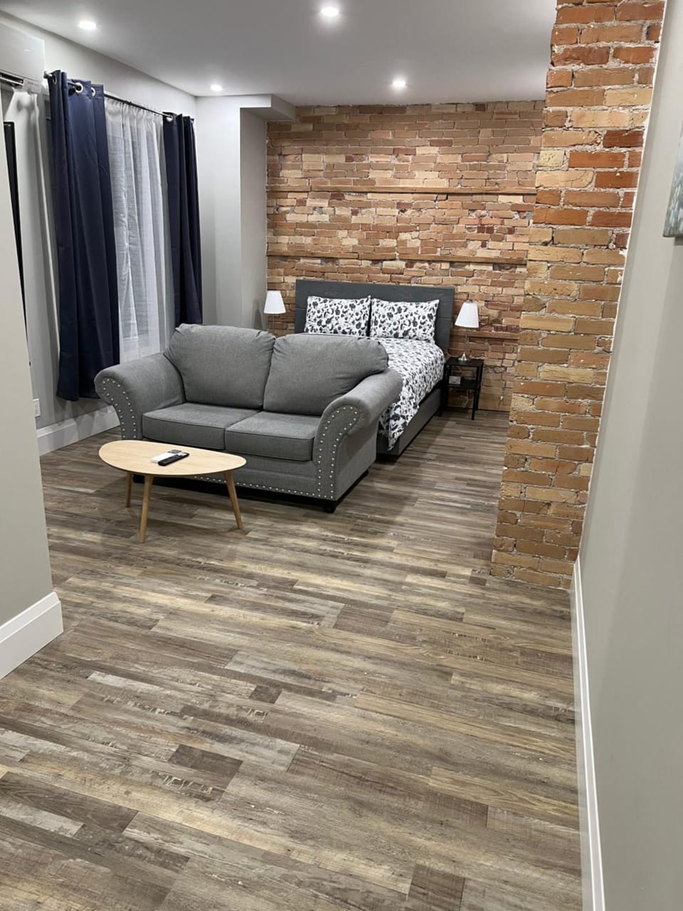 ENTIRE BACHELOR UNIT EN-SUITE ACROSS FROM GOOGLE - br2 Apartment in Waterloo
