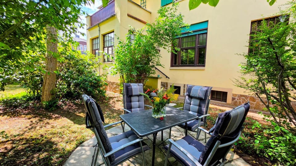 Garden, Balcony/Terrace, Seating area