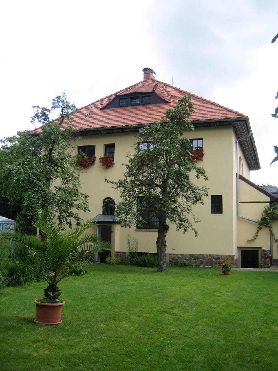 Property building, Garden view