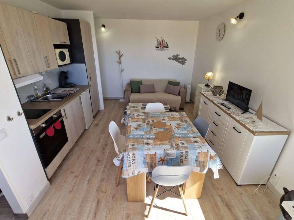 Résidence Terrasses De La Mediterranee 1 - 2 Pièces 4 couchages PORT LEUCATE MAE-9171 Apartment in Leucate