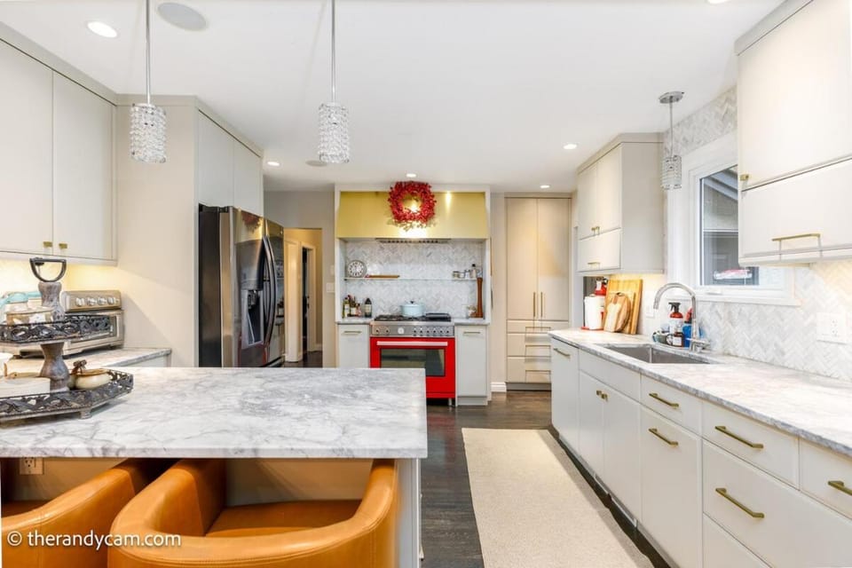 Kitchen or kitchenette, dishwasher, minibar, oven, pet friendly, stove