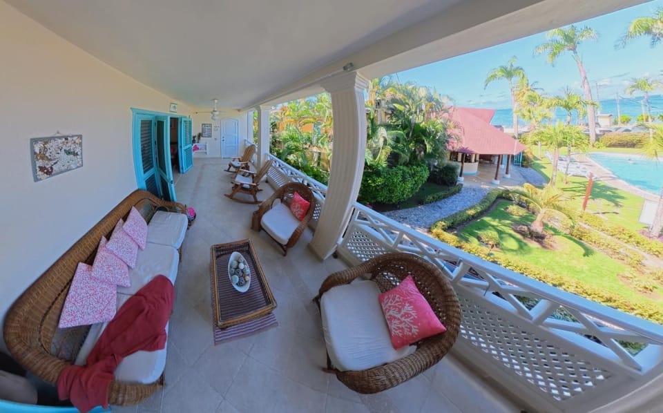Balcony/Terrace, Garden view, Sea view