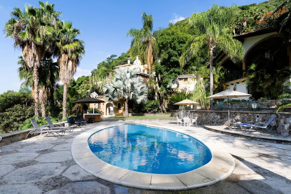 ANANA Rancho San Rafael | 3 BR & private porch Bed and Breakfast in Ajijic