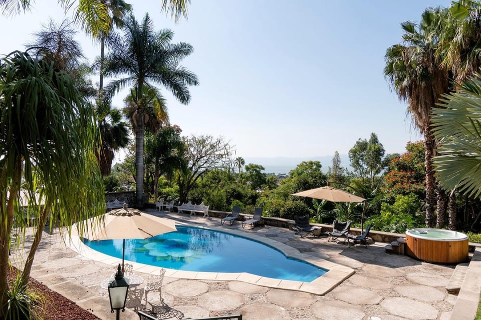 ANANA Rancho San Rafael | Master BD & Lake views Bed and Breakfast in Ajijic