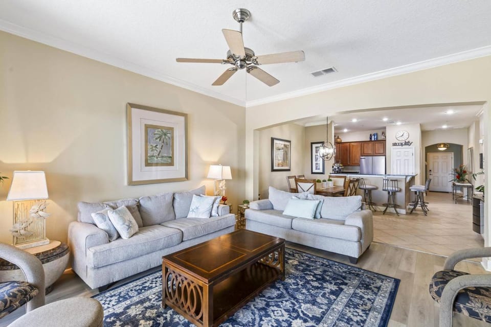 Cinnamon Beach Serenity Lakeview Condo House in Palm Coast