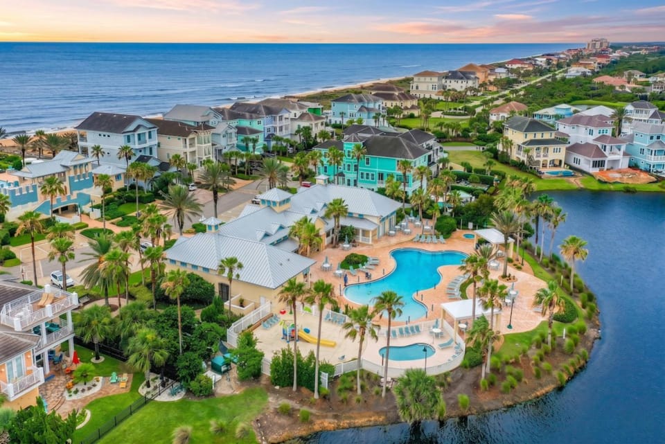 Cinnamon Beach Serenity Lakeview Condo House in Palm Coast