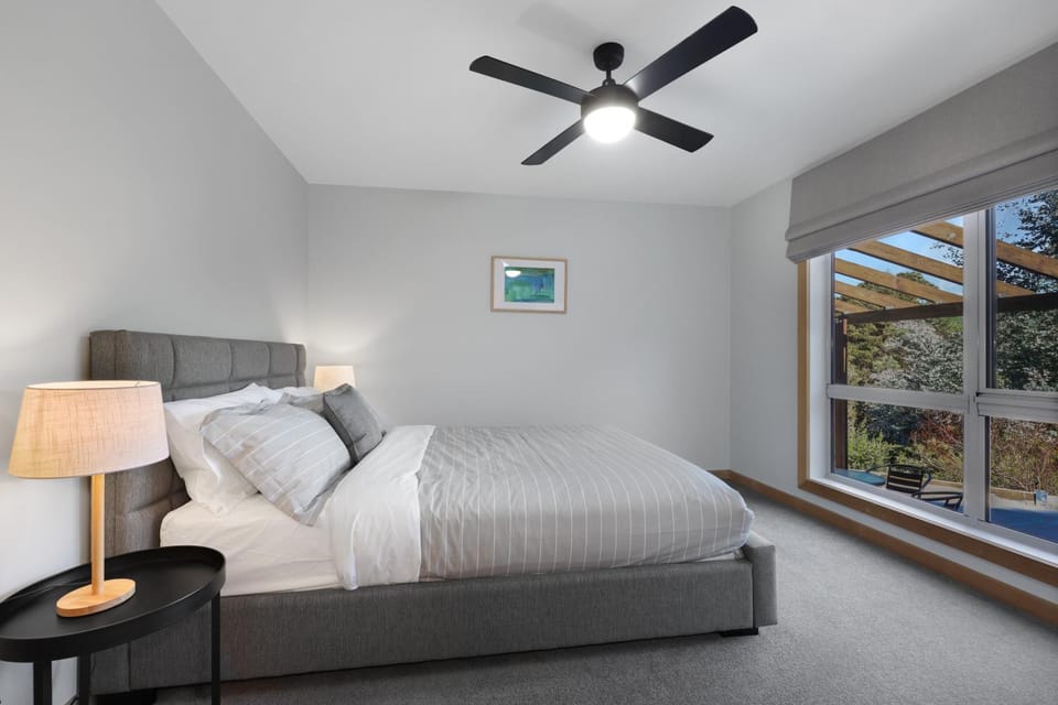 Alpine Edge Retreat- Gateway to Mount Buller House in Merrijig