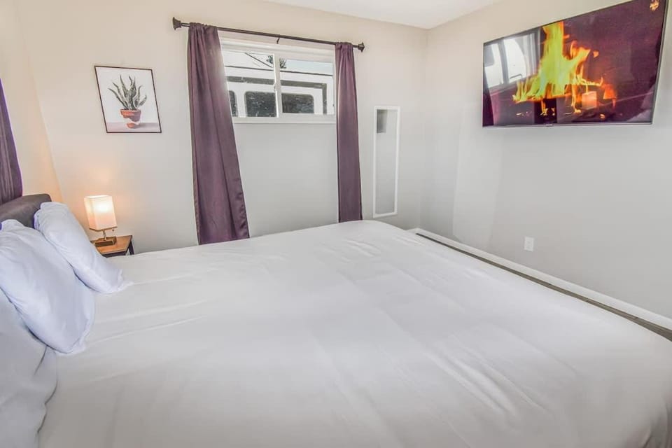 Awesome Two Bedroom Family Upper Unit in Denver House in Westminster