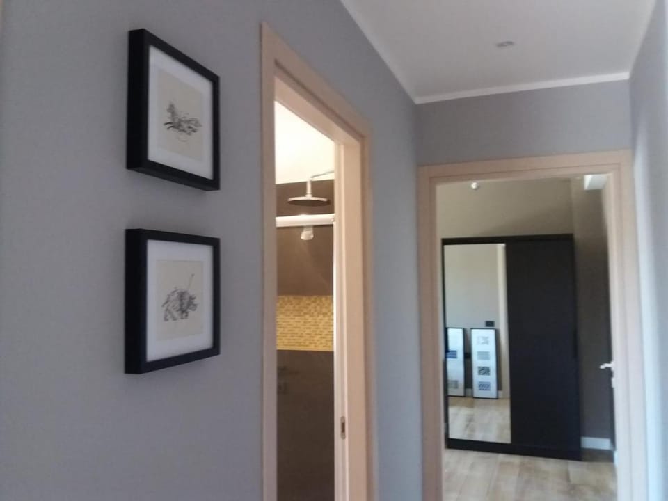SUNNY terrace 2 Bedrooms Apartment in Milan