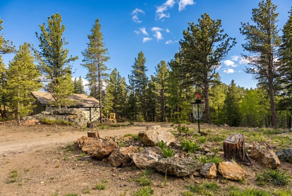 34 Acre Escape Games Hiking Pool Table Bicycles House in Colorado