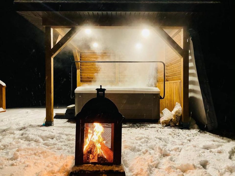 Chalet Mont Blanc Spa&Golf&Ski&NatureComfort Await Chalet in Mont-Tremblant