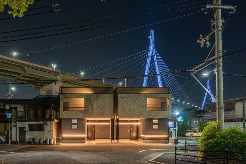 Property building, Night