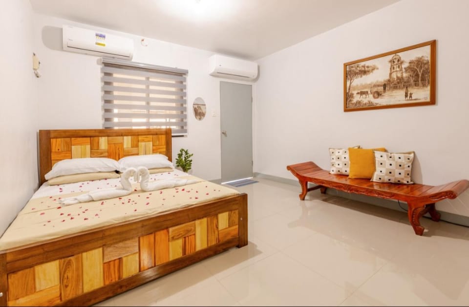 Rosie's Staycation in Trece Martires, Cavite House in Calabarzon