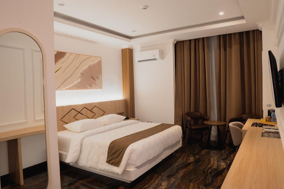 Fahira Hotel Syariah Padang Hotel in Padang