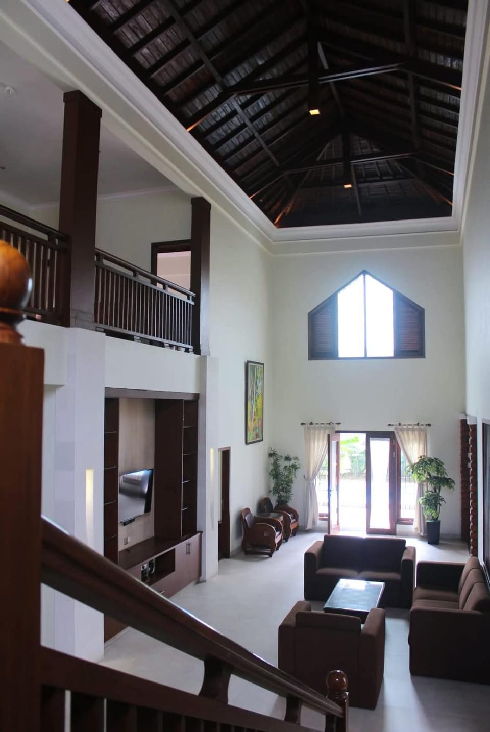 Villa 5 bedrooms with a private Villa in Cisarua