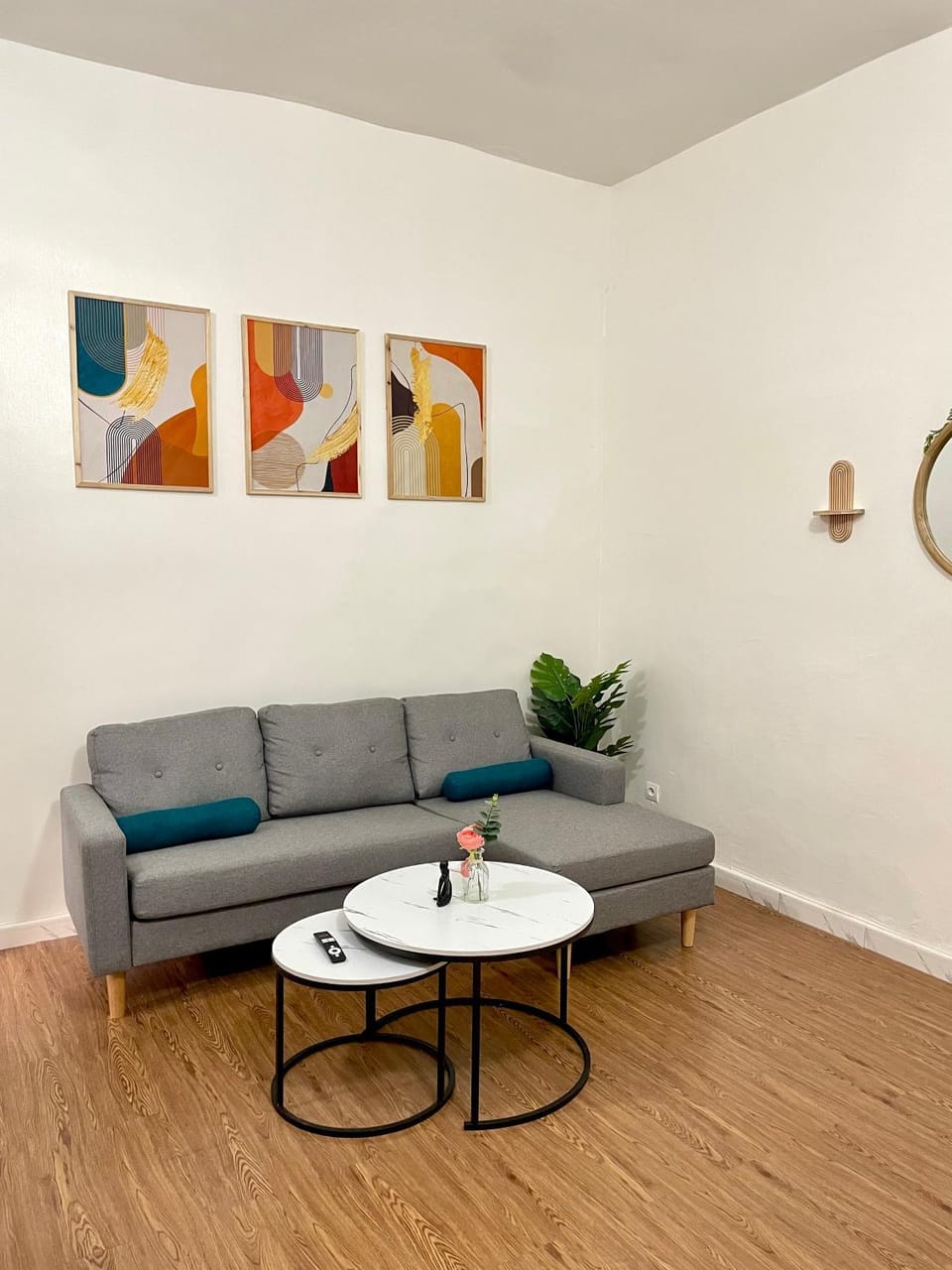 Living room, Decorative detail, Seating area