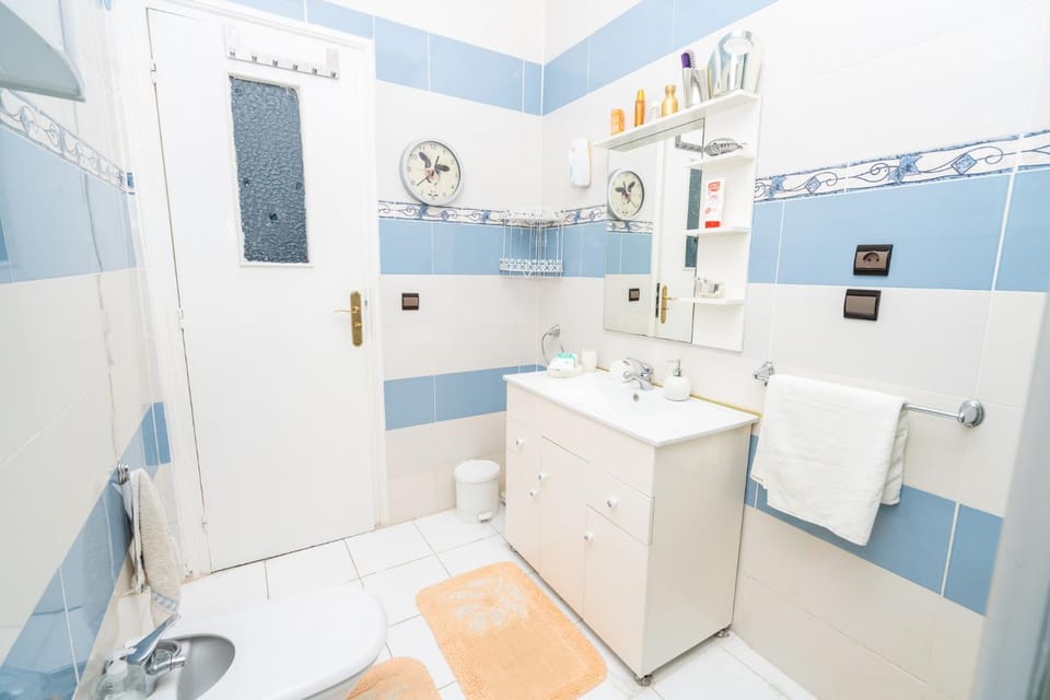 Traditional Apartment next ibn batouta stadium Apartment in Tangier