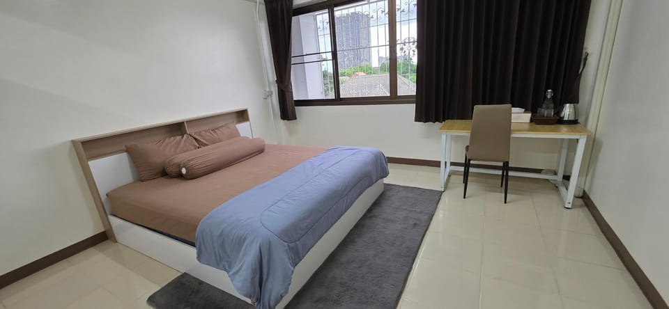 Homey Place easy access Apartment in Bangkok