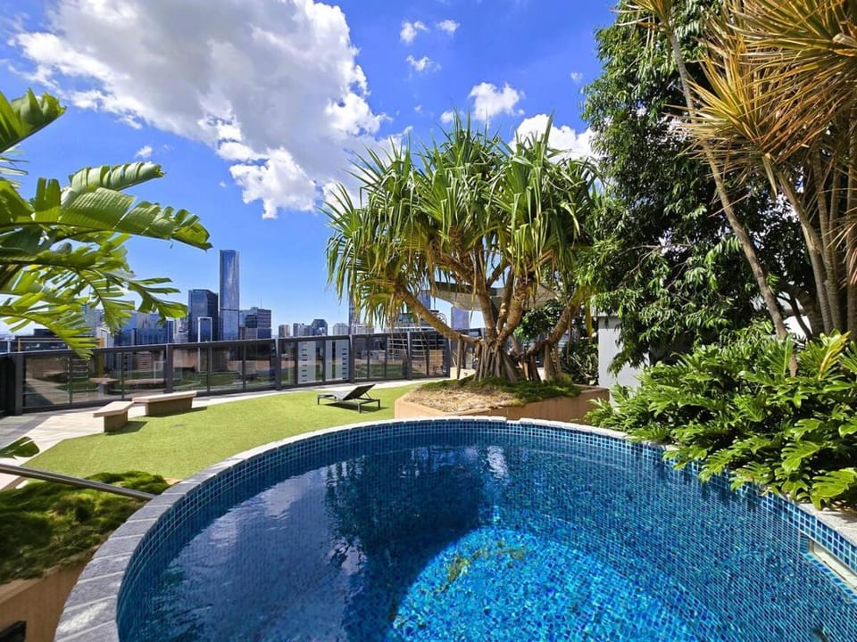 Sky-High 2BR in CBD Spectacular Views C22 Apartment in Brisbane City