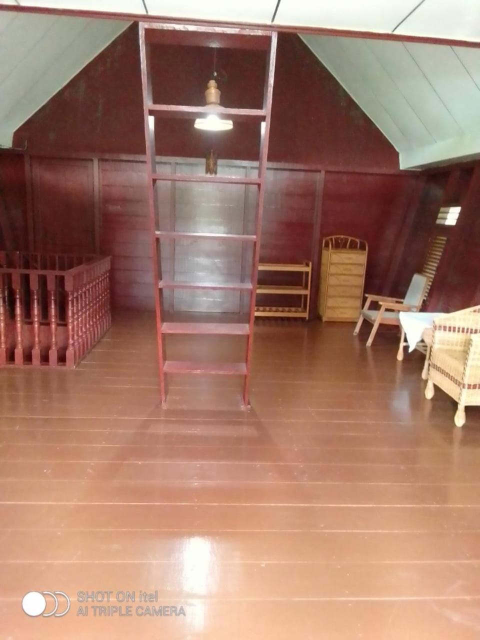 Murni Homestay Tuktuk Samosir House in Indonesia