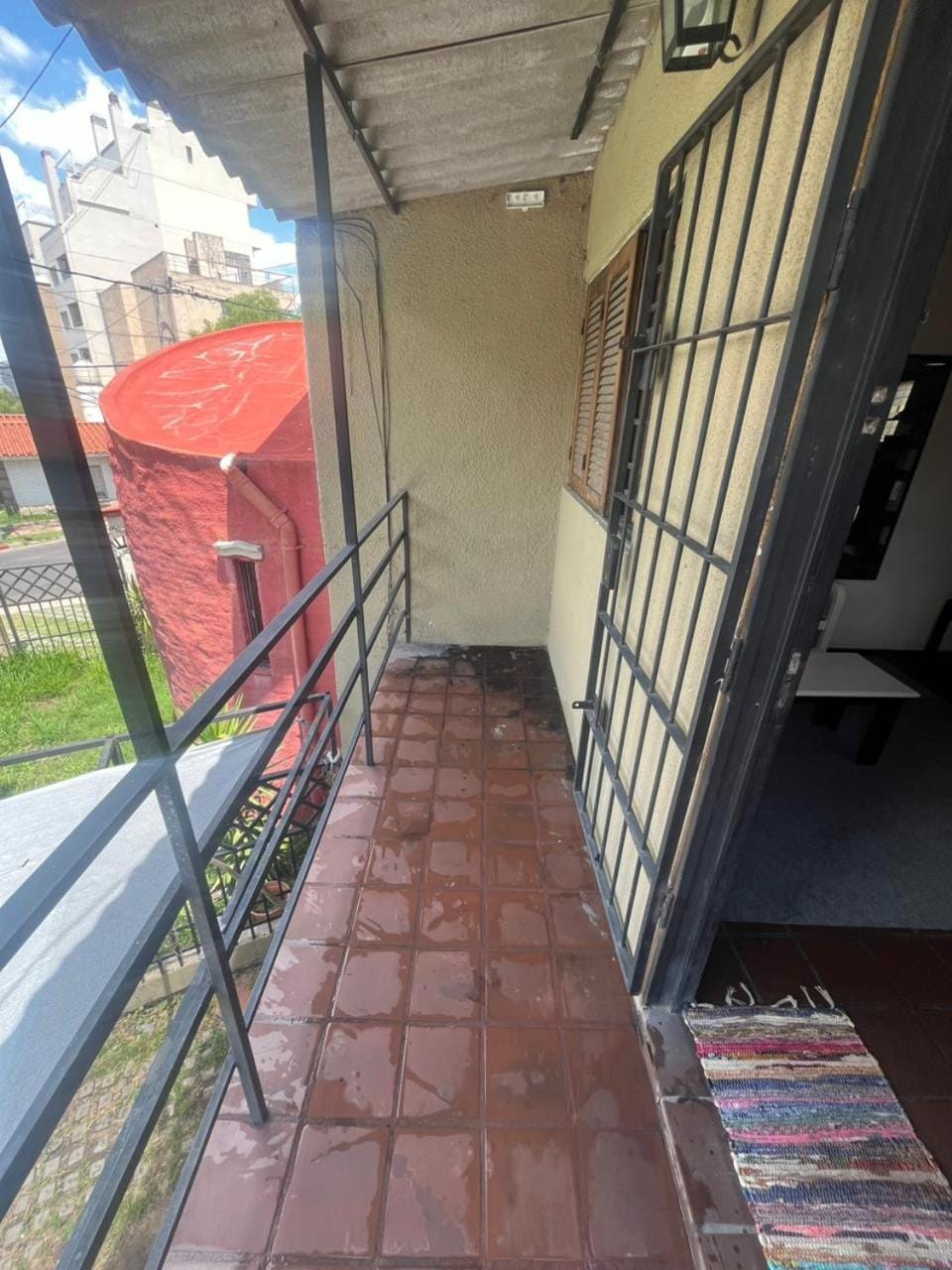 Moderno PH, céntrico y económico, muy comodo, cocina, wifi, cochera techada privada Apartment in Cordoba