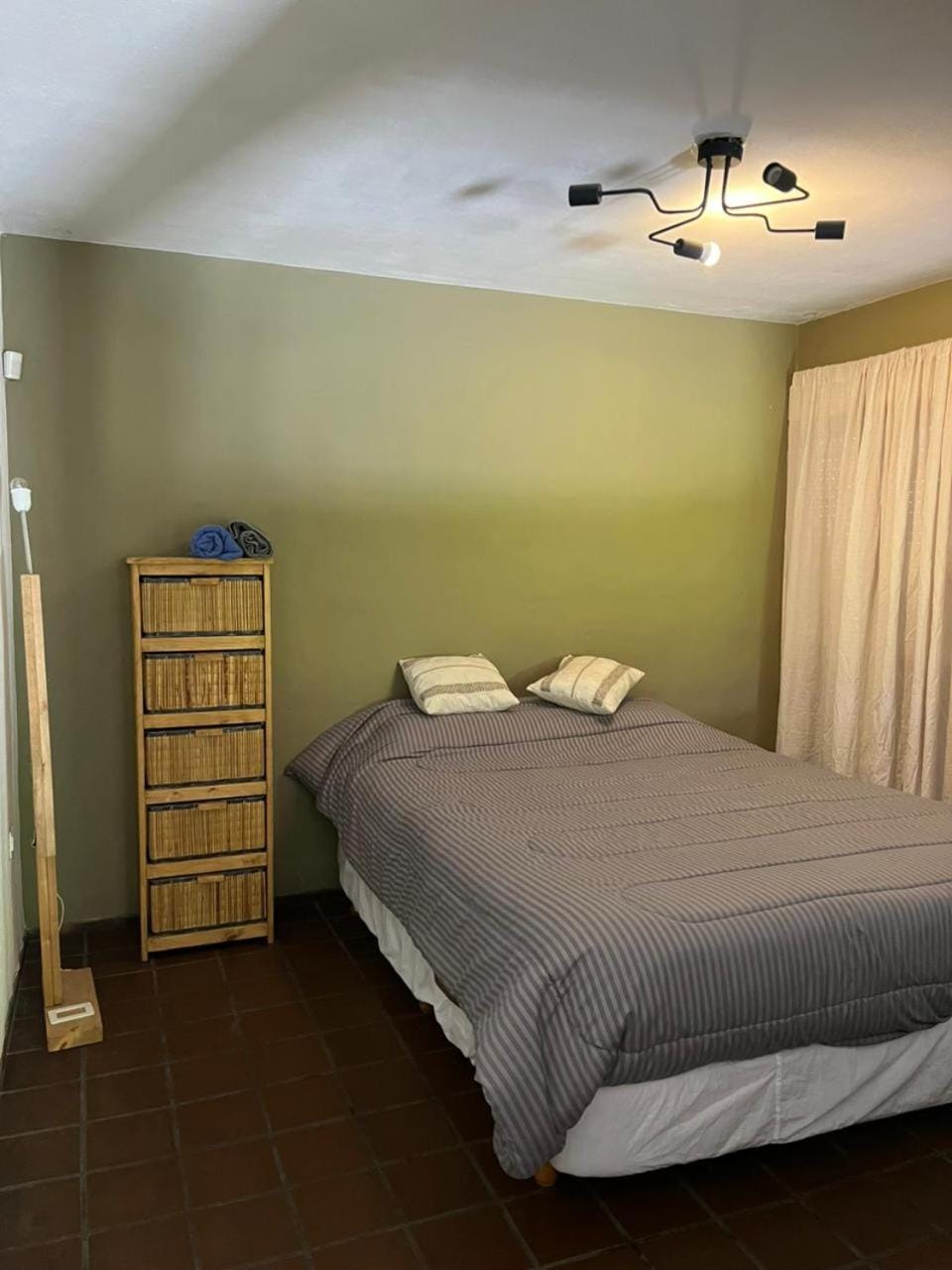 Moderno PH, céntrico y económico, muy comodo, cocina, wifi, cochera techada privada Apartment in Cordoba