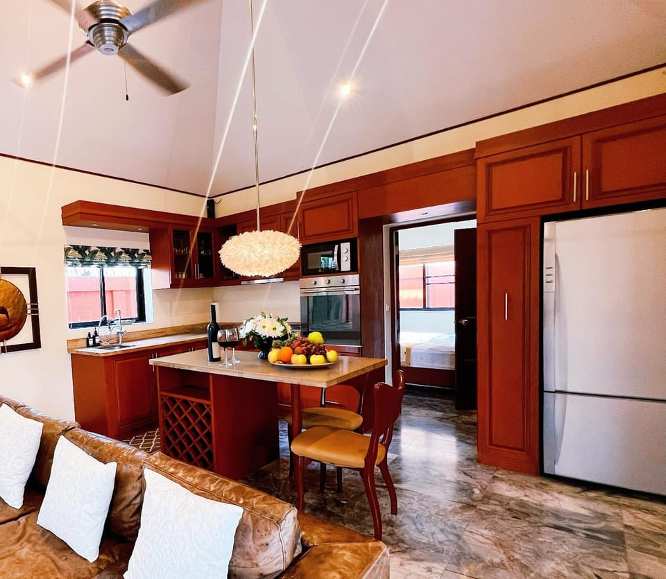 Kitchen or kitchenette, Dining area, dishwasher, microwave, oven, kitchen, kitchen