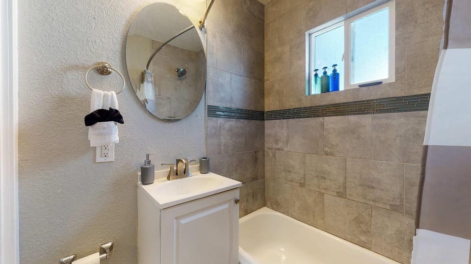 Shower, Bathroom, Bath