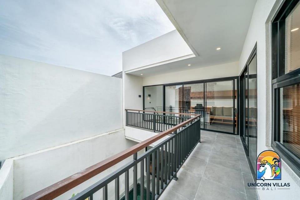 Villa Akarui - by Unicorn Villas Bali Villa in North Kuta