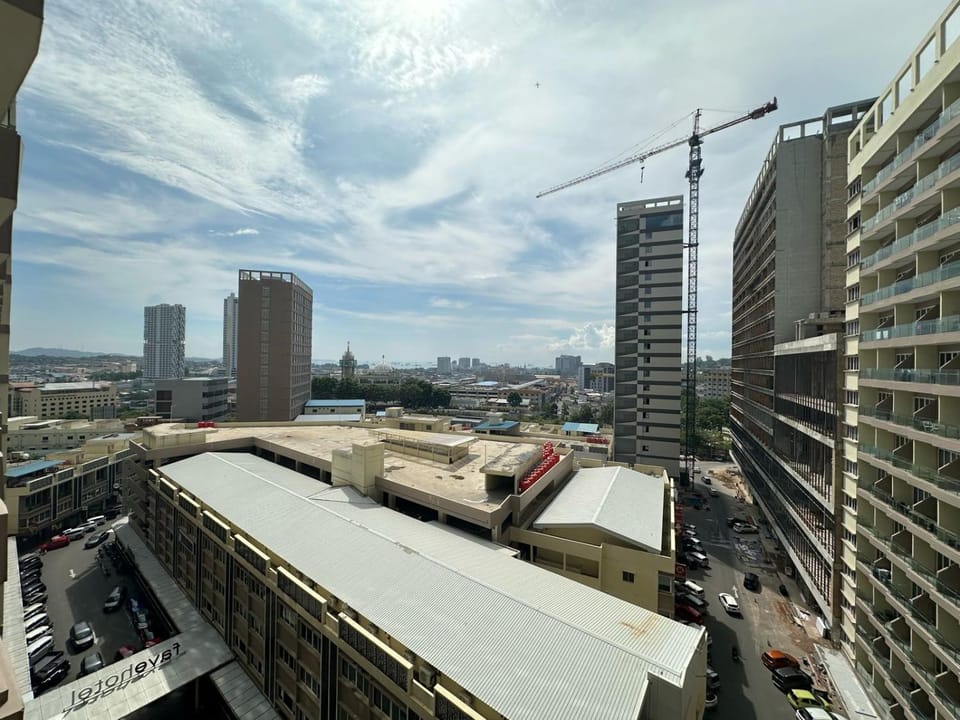 Property building, Neighbourhood, City view