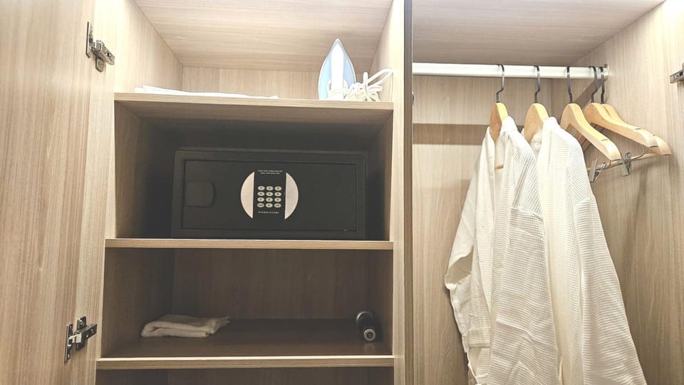 safe, wardrobe
