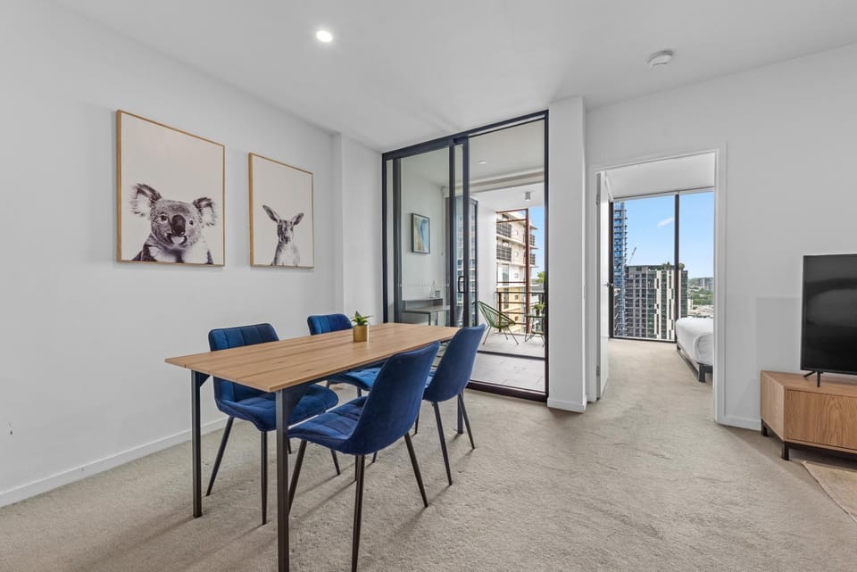 Central South Bank Apt w Pool, Gym & Best Location Apartment in Brisbane City