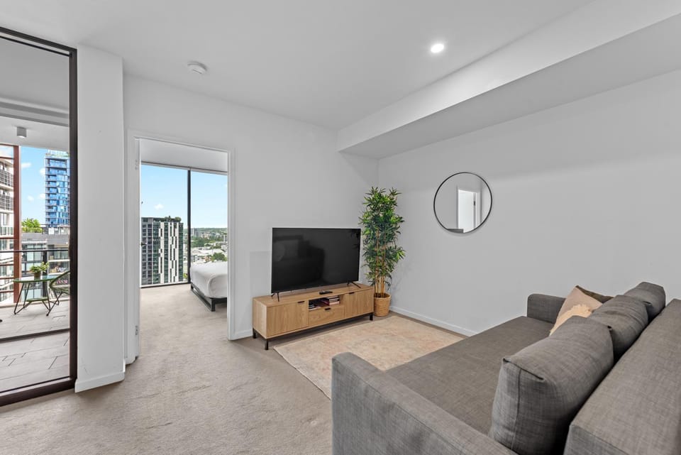 Central South Bank Apt w Pool, Gym & Best Location Apartment in Brisbane City