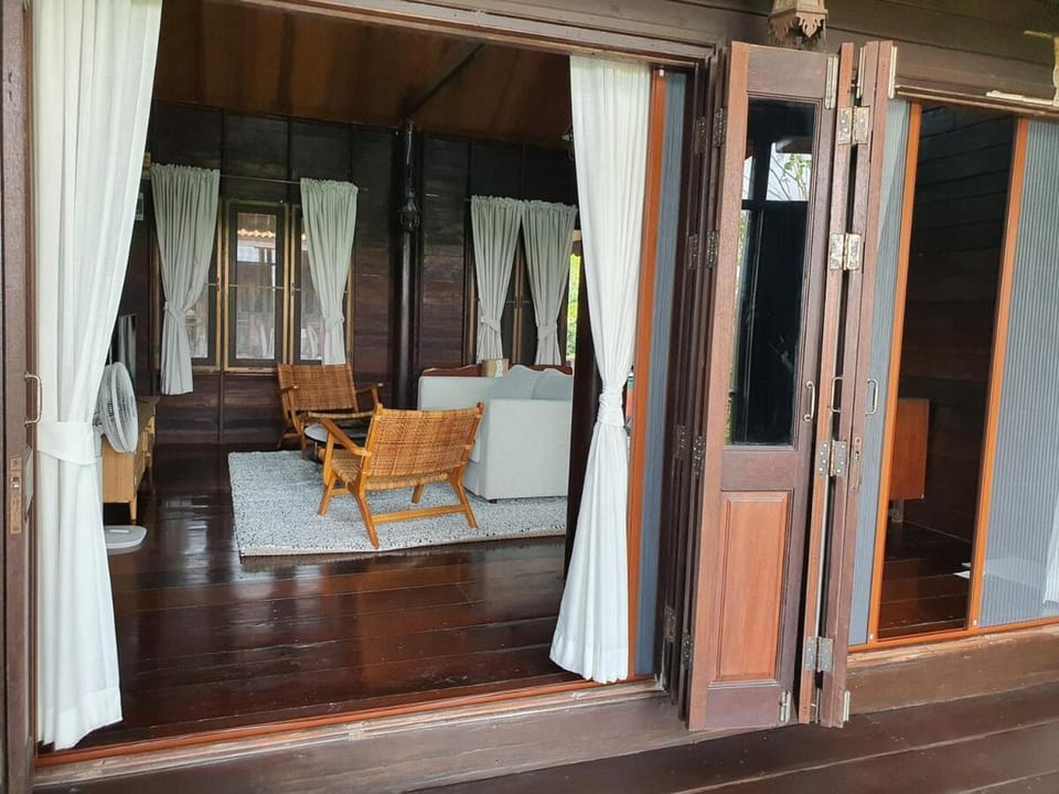 Baan Marrada Garden House in Bangkok